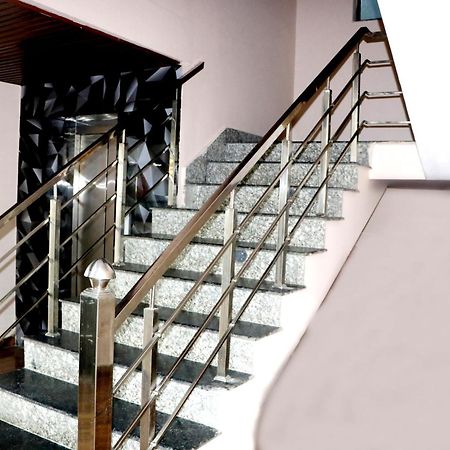 Hotel Blue Pine Haridwār Dış mekan fotoğraf