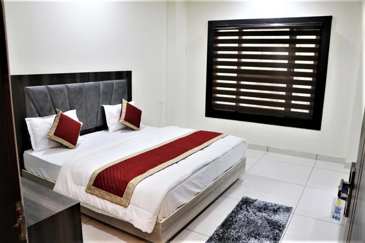 Hotel Blue Pine Haridwār Dış mekan fotoğraf