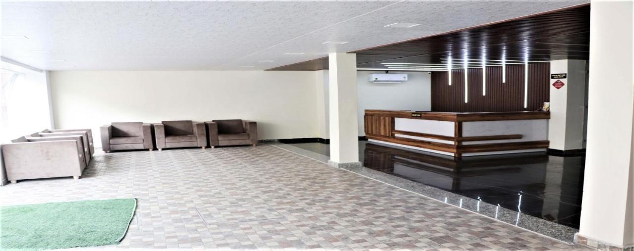 Hotel Blue Pine Haridwār Dış mekan fotoğraf