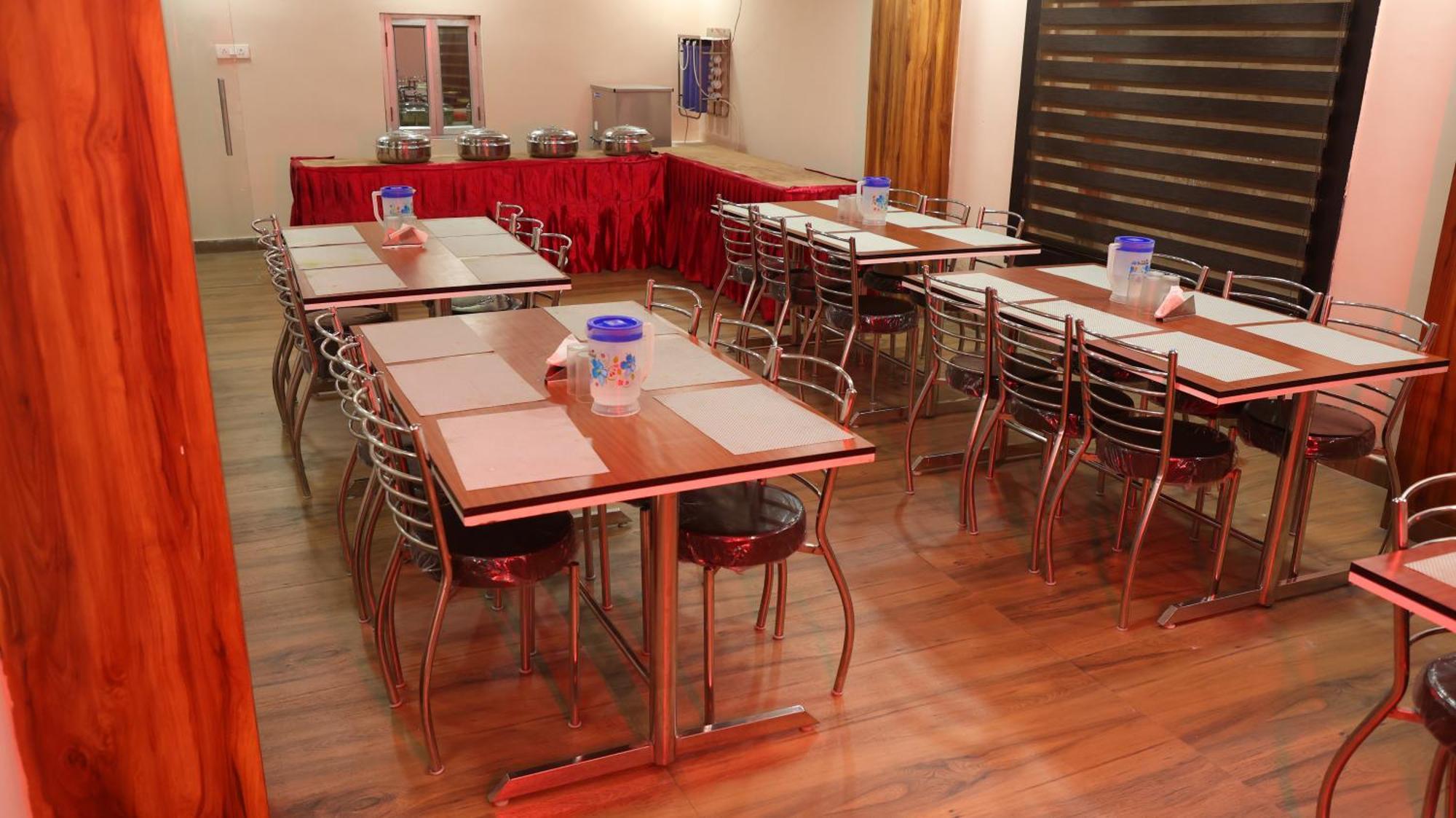 Hotel Blue Pine Haridwār Dış mekan fotoğraf